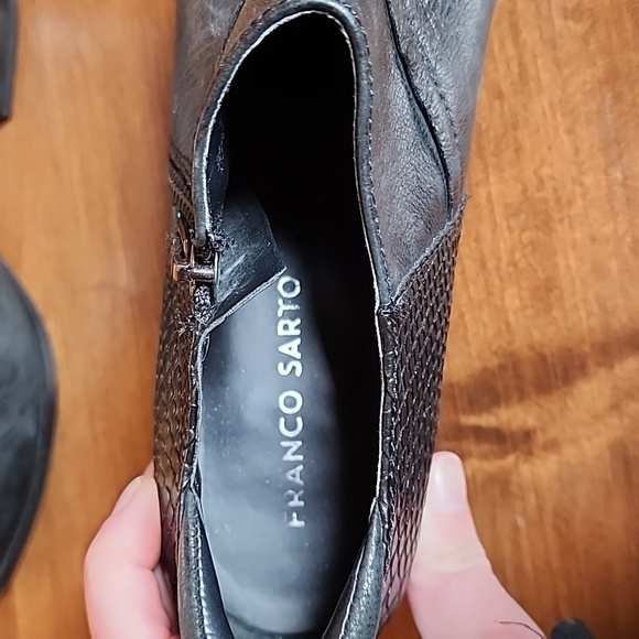 Franco Sarto black leather/ snake skin pattern heeled booties - Picture 5 of 5